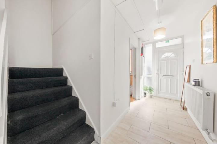 Warwick Avenue Hububb Stay London Exterior photo
