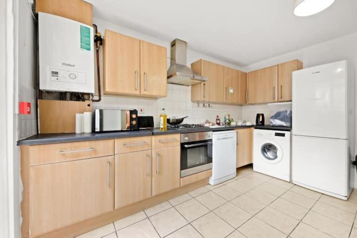 Warwick Avenue Hububb Stay London Exterior photo